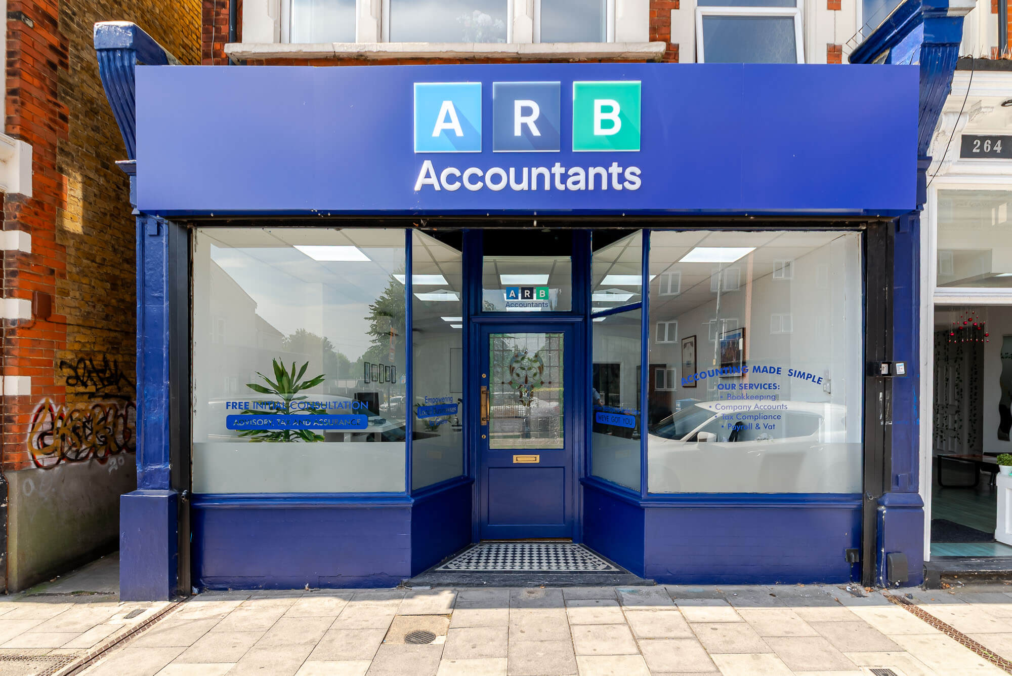 ARB Accountants Westcliff office frontage on London Road